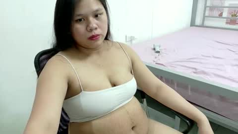 Snapshot of avery_7 chatting on 2, 4, 2026 avery_7 online show from 2, 4, 2026