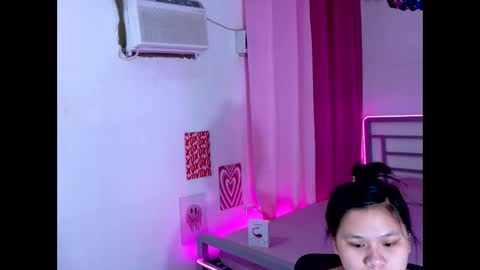 Snapshot of avery_7 chatting on 25, 4, 2026 avery_7 online show from 25, 4, 2026