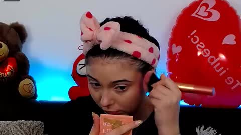 AveryWillow online show from 26, 2, 2025