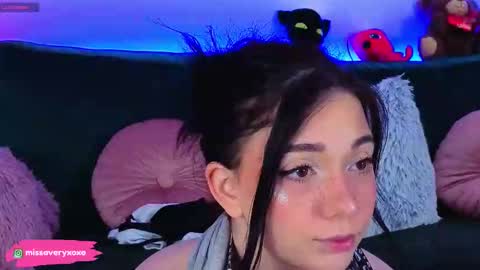 Snapshot of averywillow chatting on 25, 3, 2026 AveryWillow online show from 25, 3, 2026