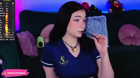 Snapshot of averywillow chatting on 5, 4, 2026 AveryWillow online show from 5, 4, 2026