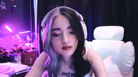 Snapshot of avi_nile chatting on 20, 1, 2025 Avriel online show from 20, 1, 2025