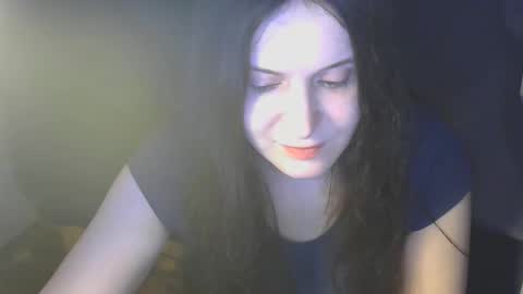avialenne online show from 15, 4, 2026