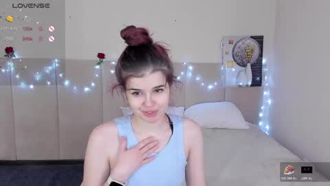 Snapshot of avimadow chatting on 25, 4, 2026 Avi online show from 25, 4, 2026