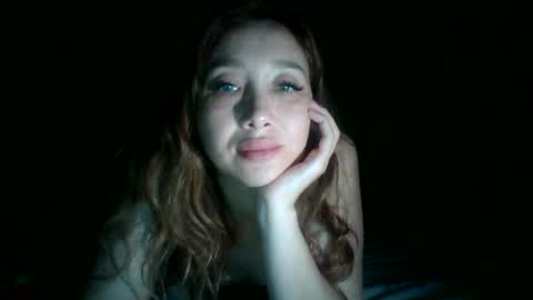 Snapshot of avinelra chatting on 2, 7, 2026 avinelra online show from 2, 7, 2026