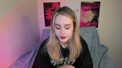 Snapshot of aviva_faith chatting on 16, 4, 2026 Aviva online show from 16, 4, 2026