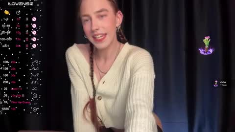 avril_pearly_ online show from 17, 1, 2025