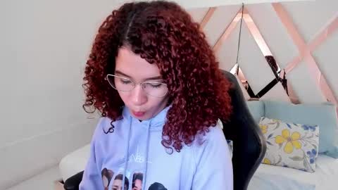 Snapshot of avrilwayne chatting on 19, 1, 2026 Avril online show from 19, 1, 2026