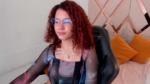 Snapshot of avrilwayne chatting on 21, 2, 2026 Avril online show from 21, 2, 2026