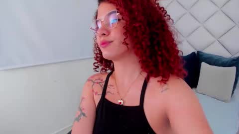 Snapshot of avrilwayne chatting on 28, 2, 2026 Avril online show from 28, 2, 2026