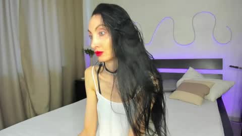Snapshot of avrora_mars chatting on 1, 5, 2026 Avrora online show from 1, 5, 2026