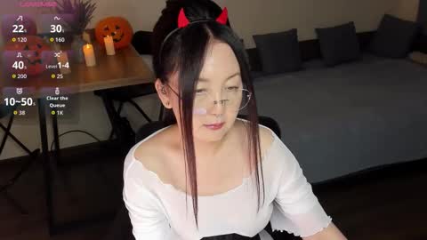 Avrora online show from 29, 10, 2025