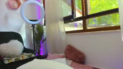 Snapshot of awesome_jolie chatting on 7, 7, 2026 Jolie online show from 7, 7, 2026