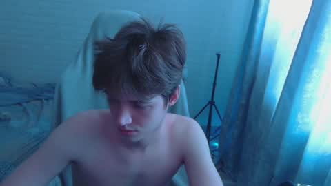 Snapshot of axel_0ne chatting on 7, 5, 2026 axel_0ne online show from 7, 5, 2026