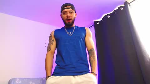 Snapshot of axel_7070 chatting on 3, 12, 2025 Independiente Model online show from 3, 12, 2025