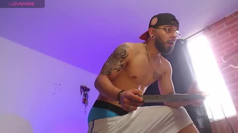 Independiente Model online show from 16, 1, 2026