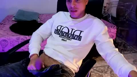 axel__fierro online show from 16, 4, 2026