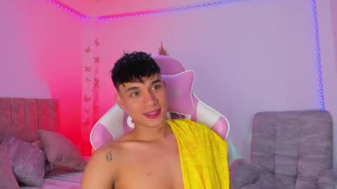 Snapshot of axel_cody_ chatting on 5, 5, 2026 AXEL online show from 5, 5, 2026
