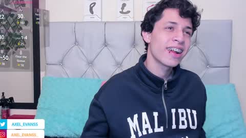 Snapshot of axel_evanss chatting on 3, 12, 2024 Axel Evanss online show from 3, 12, 2024