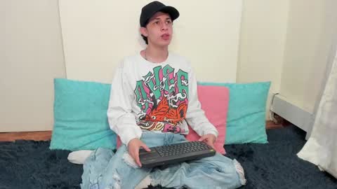 Snapshot of axel_evanss chatting on 9, 12, 2024 Axel Evanss online show from 9, 12, 2024