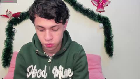 Snapshot of axel_evanss chatting on 11, 12, 2024 Axel Evanss online show from 11, 12, 2024