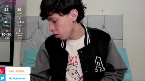 Snapshot of axel_evanss chatting on 23, 1, 2025 Axel Evanss online show from 23, 1, 2025