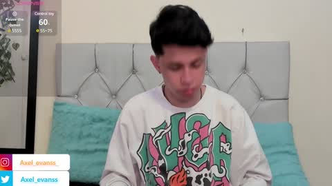 Snapshot of axel_evanss chatting on 28, 1, 2025 Axel Evanss online show from 28, 1, 2025