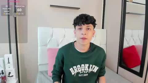 Snapshot of axel_evanss chatting on 16, 9, 2025 Axel Evanss online show from 16, 9, 2025