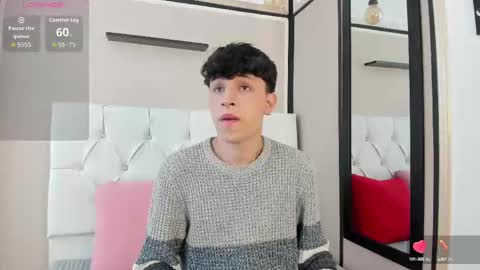 Snapshot of axel_evanss chatting on 17, 9, 2025 Axel Evanss online show from 17, 9, 2025