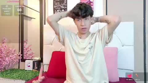 Snapshot of axel_evanss chatting on 31, 10, 2025 Axel Evanss online show from 31, 10, 2025