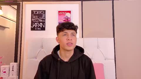 Snapshot of axel_evanss chatting on 27, 11, 2025 Axel Evanss online show from 27, 11, 2025