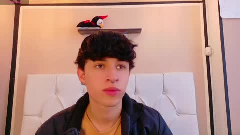 Snapshot of axel_evanss chatting on 3, 6, 2026 Axel Evanss online show from 3, 6, 2026