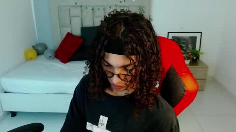 Snapshot of axel_fox7 chatting on 12, 1, 2026 Axel online show from 12, 1, 2026