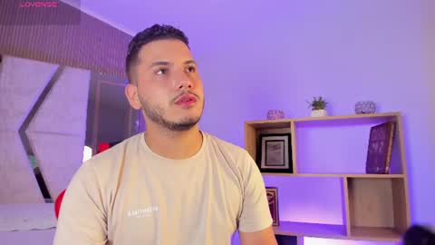Snapshot of axel_grey_ chatting on 16, 7, 2026 axel_grey_ online show from 16, 7, 2026