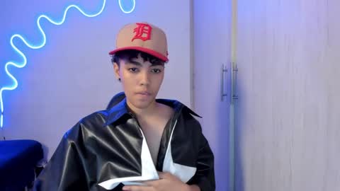 Snapshot of axel_luxxx chatting on 9, 4, 2026 Axel online show from 9, 4, 2026