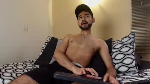 Axel Moon online show from 17, 12, 2025