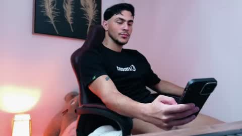 axelblack7 online show from 4, 8, 2026