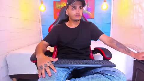 Axell Cross2 online show from 21, 2, 2026