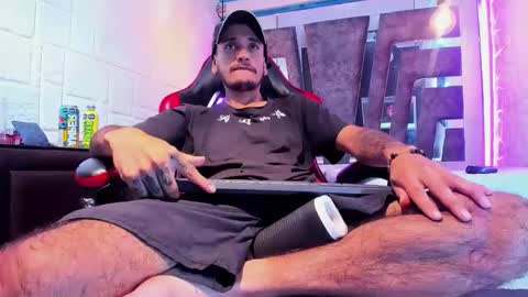 Axell Cross2 online show from 30, 3, 2026