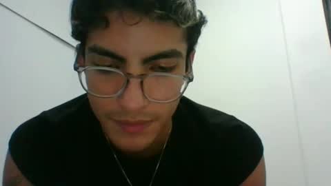 Axel  online show from 27, 2, 2025