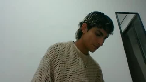 Axel  online show from 5, 3, 2025