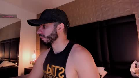 Axel Thompsom online show from 1, 10, 2025