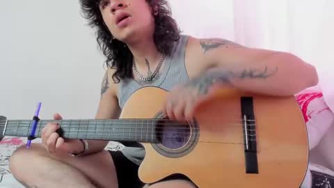 Snapshot of axl_kush_ chatting on 29, 4, 2026 Axel Kush online show from 29, 4, 2026