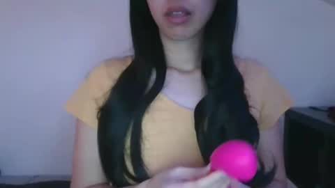 axue online show from 11, 2, 2025