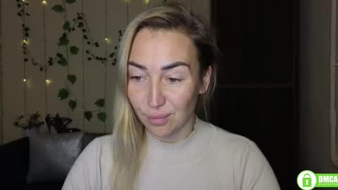 Jully online show from 10, 11, 2025