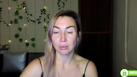 Jully online show from 21, 11, 2025