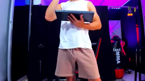 Snapshot of aydenmillerdom chatting on 3, 11, 2025 Ayden Miller online show from 3, 11, 2025