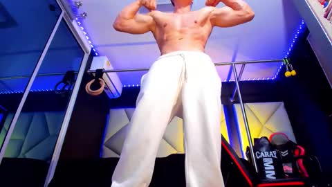 Snapshot of aydenmillerdom chatting on 23, 11, 2025 Ayden Miller online show from 23, 11, 2025