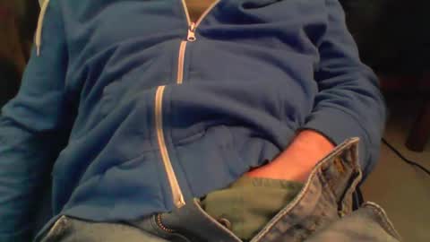 Snapshot of aydum79 chatting on 10, 1, 2026 aydum79 online show from 10, 1, 2026