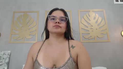 Snapshot of ayla13_ chatting on 23, 1, 2025 Alyda Jaramillo online show from 23, 1, 2025